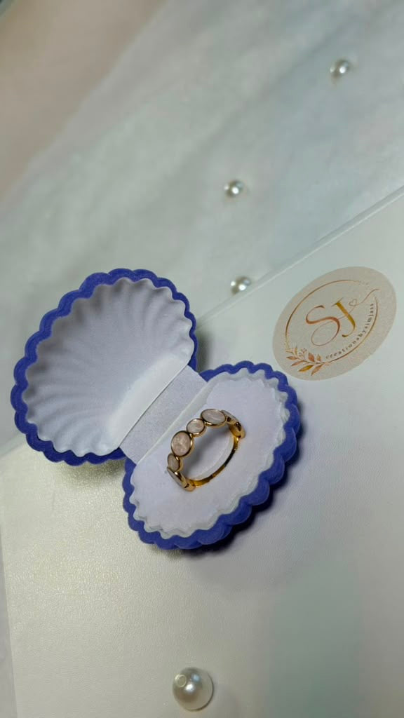 💍 Pearl Beaded Gold Ring