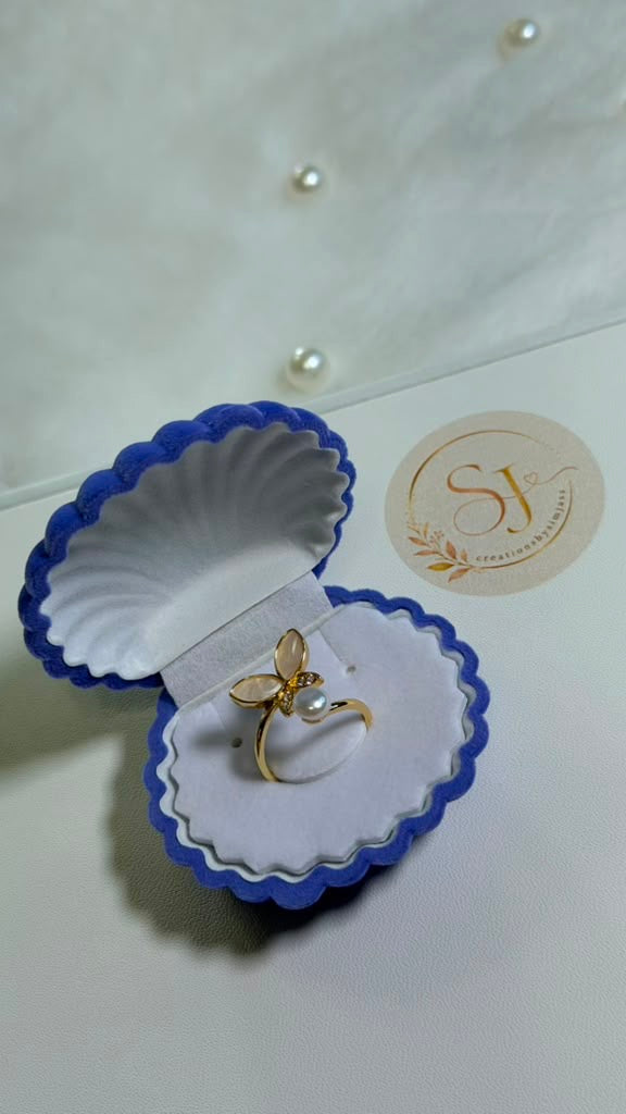 💍 Pearl Bow Adjustable Ring