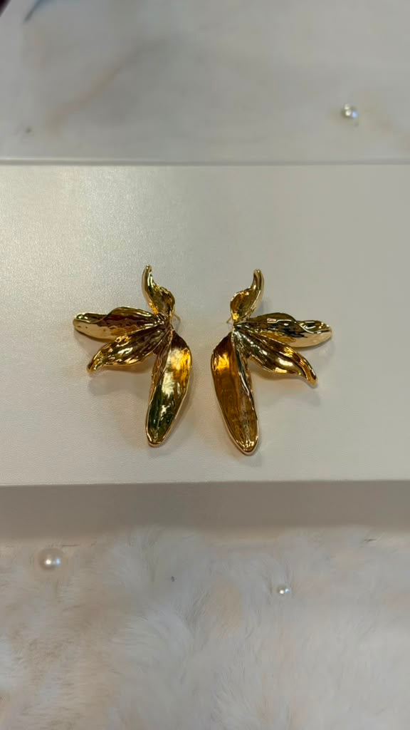 Luxury Golden Leaf Earrings