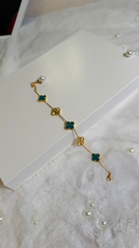 Lucky Green Clover Charm Bracelet