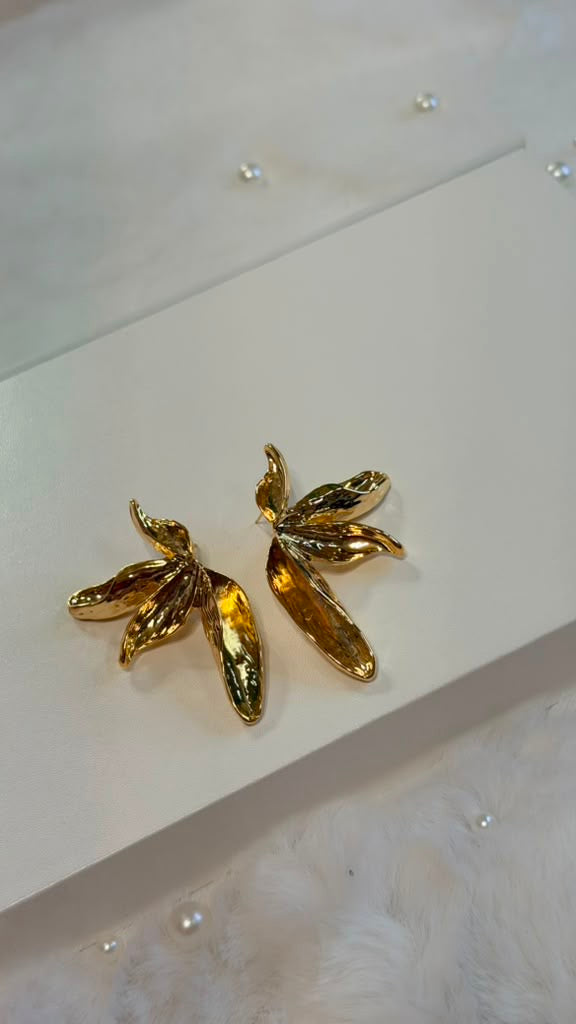 Luxury Golden Leaf Earrings