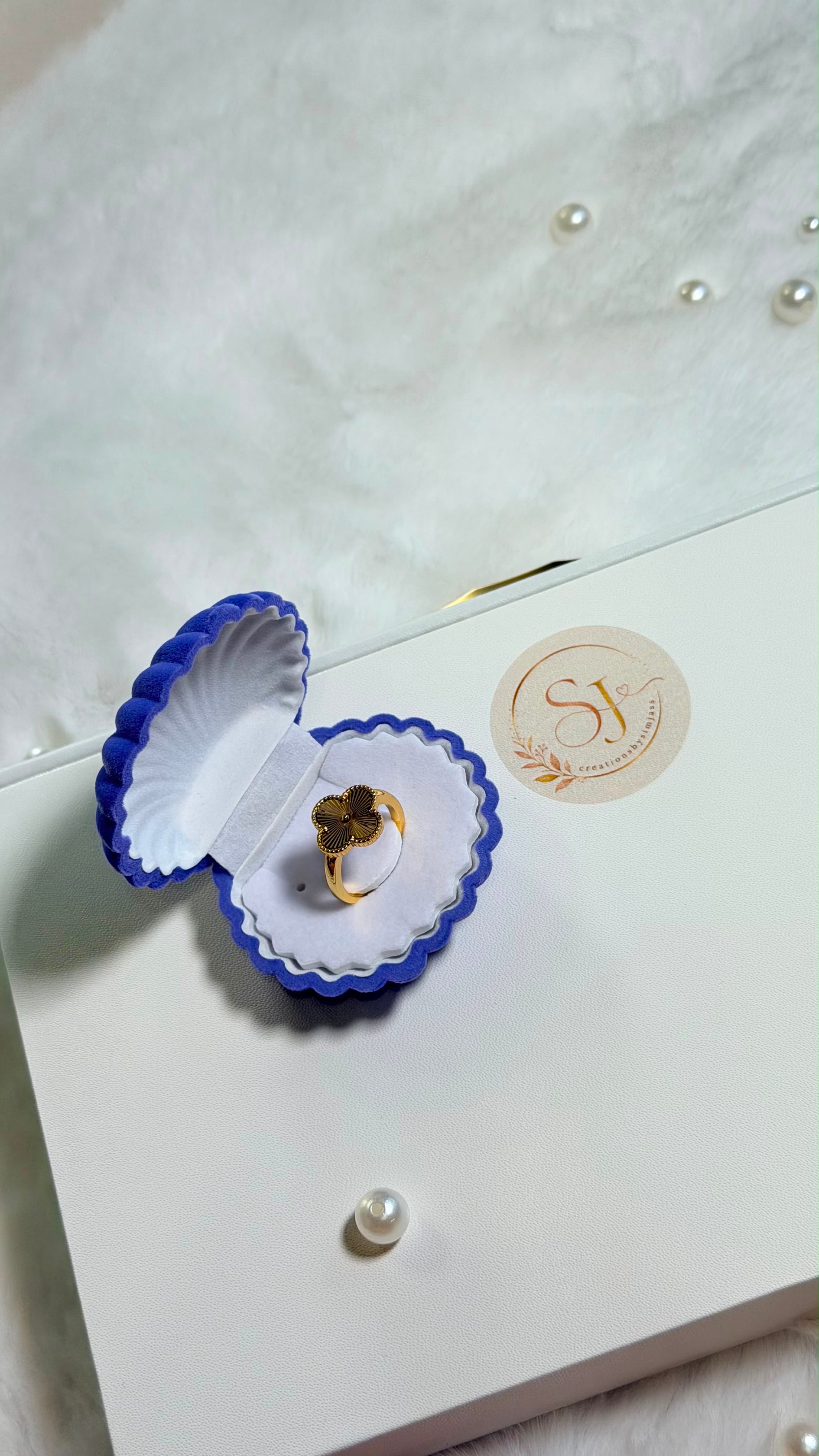 🦋 Gold Butterfly Adjustable Ring